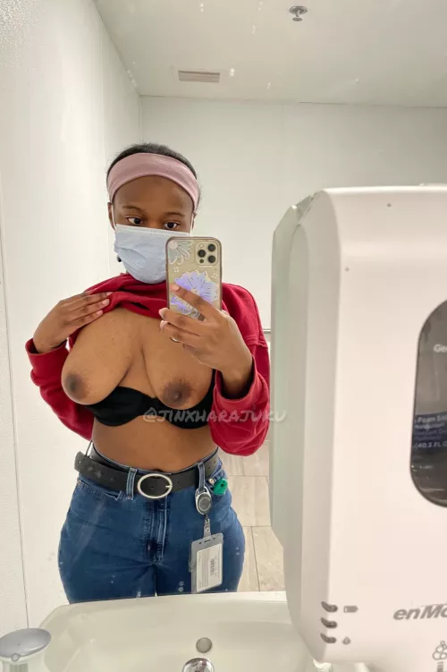 i snuck away from my boss to take this, pls don’t tell them!