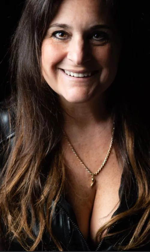 I'm a 52 YO GILF! Soon to be 53! Enjoy your day!!