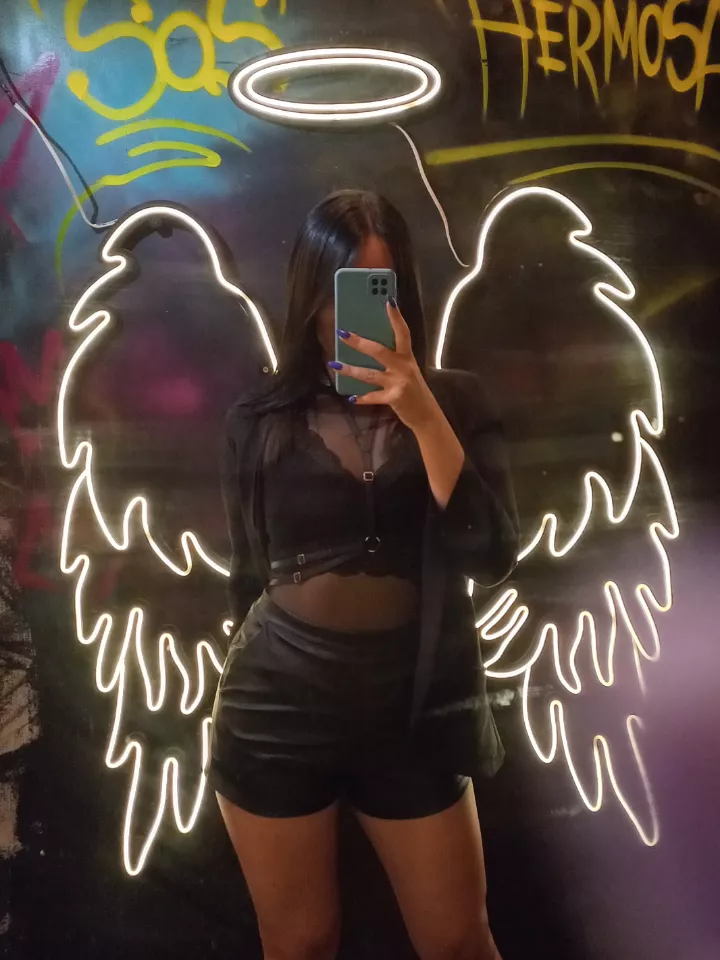 I'm ready to play with you baby 😈😈😈🔥