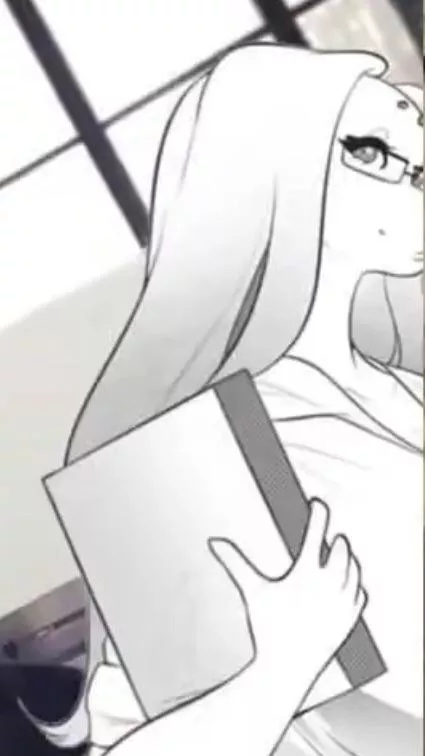 LF Mono source: glasses, small eyebrows, holding book, long hair