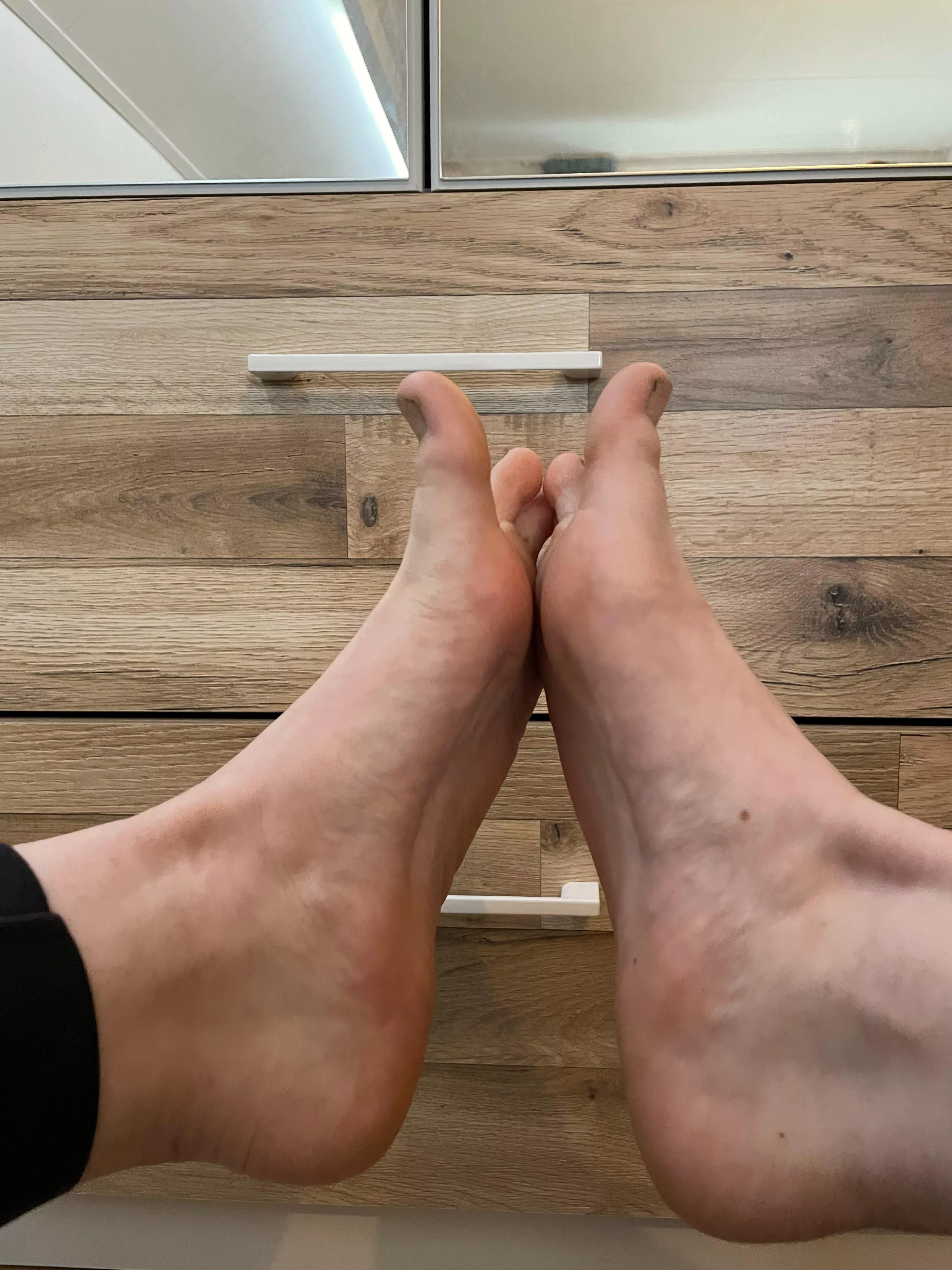 Lick my dirty feets [oc]