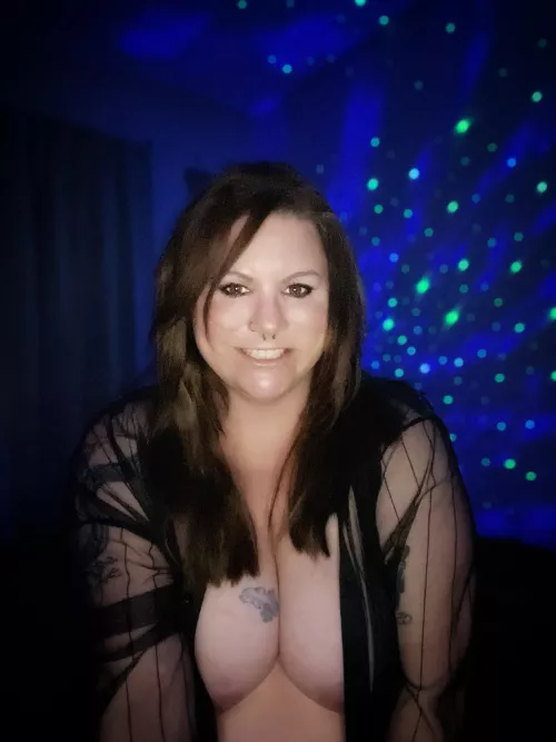 Me or your girl? 😈