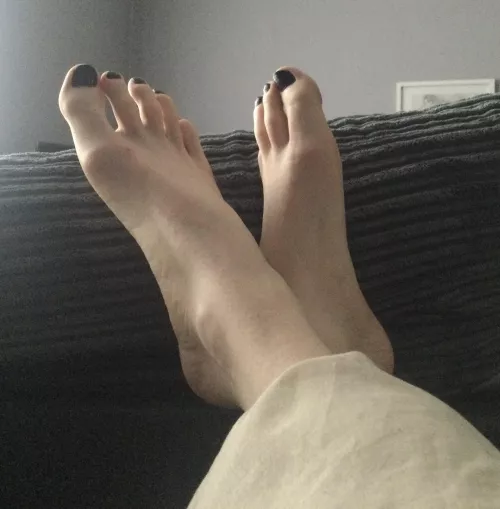 Morning feet :3