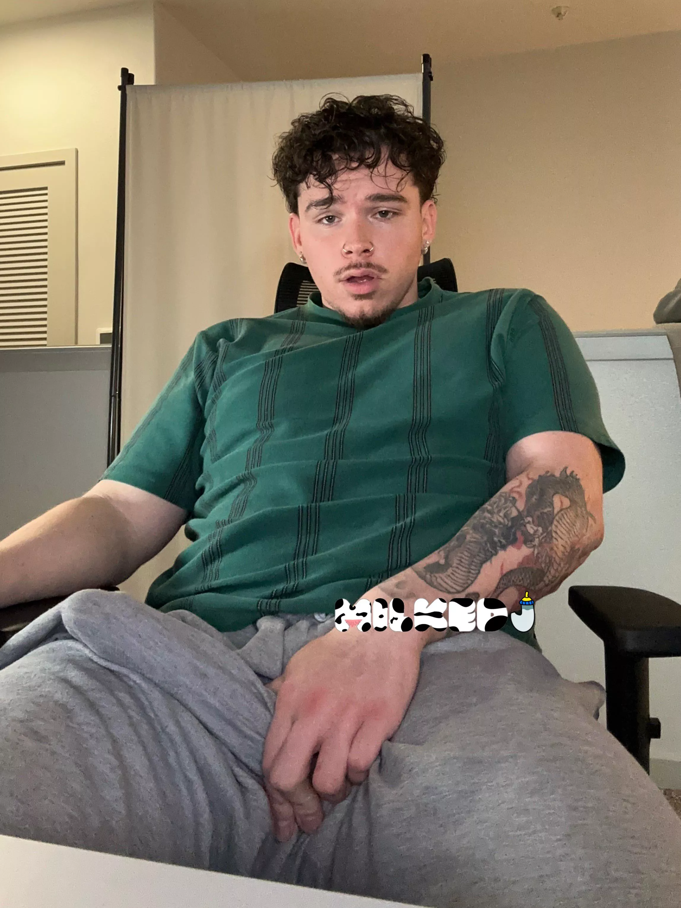 need a lap doggy ;) if yk what i mean