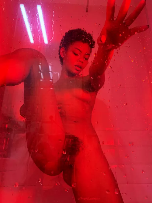 Red Hot Refreshment: The Blissful Benefits of a Steamy Shower