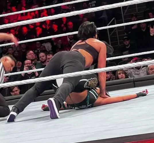 Rhea Ripley pinning Bayley