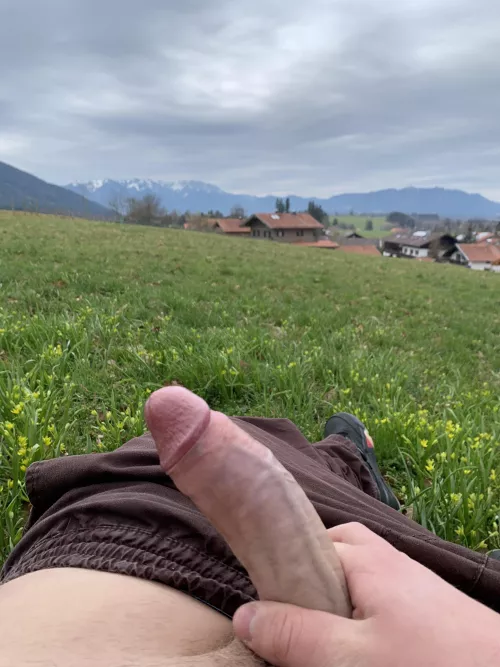 Such a nice spot to fuck. Who wants to join me?)