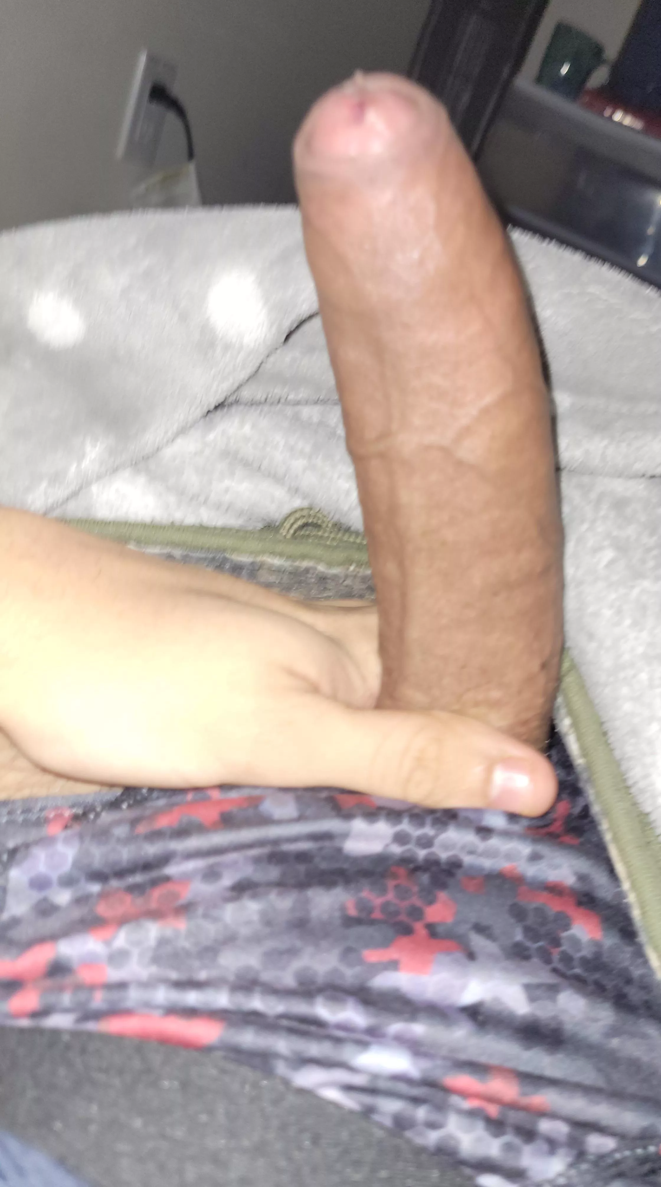 suffering from unsucked pewe syndrome 🥲 22[M]