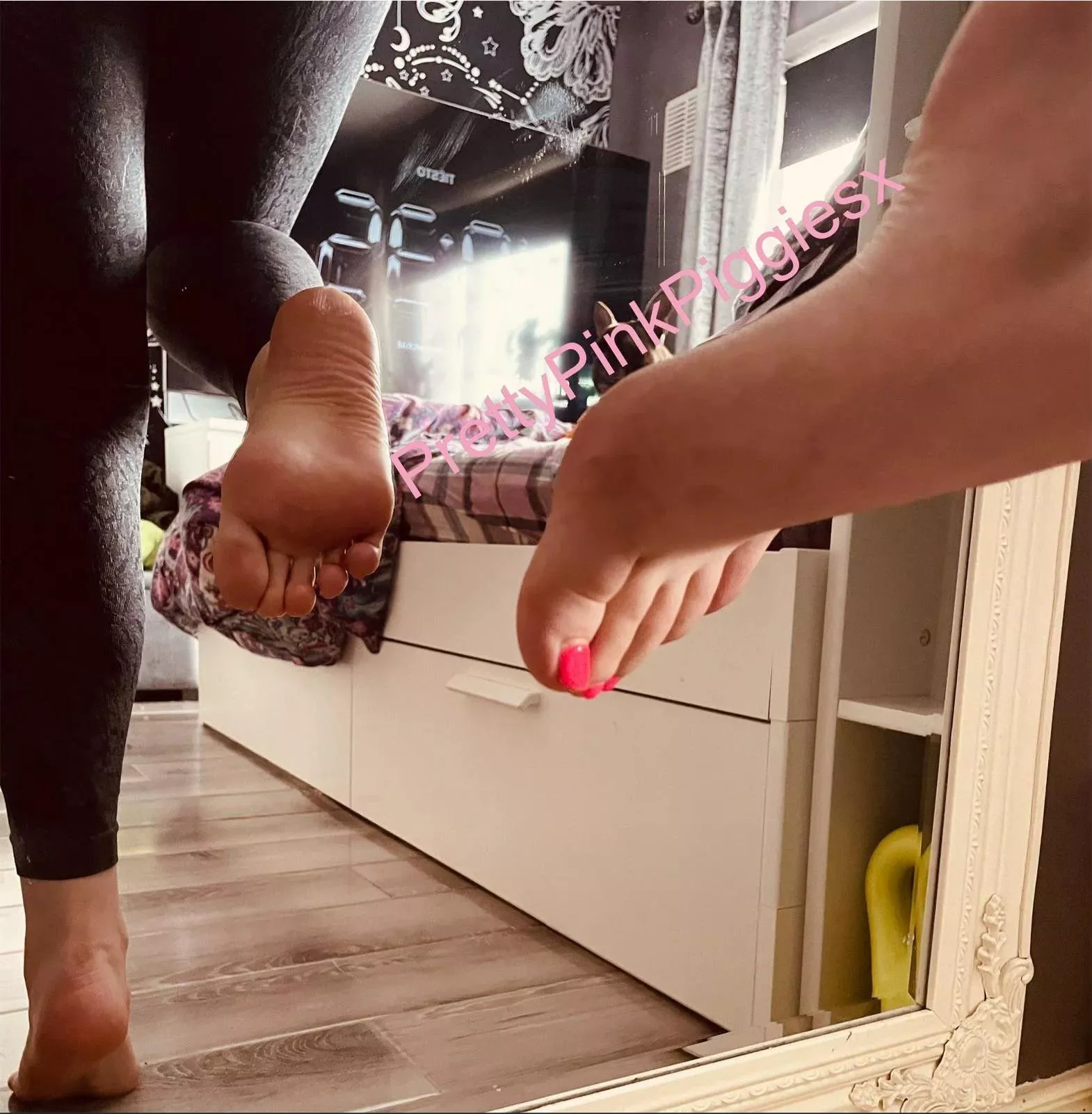 Tippy toe reflection! OC