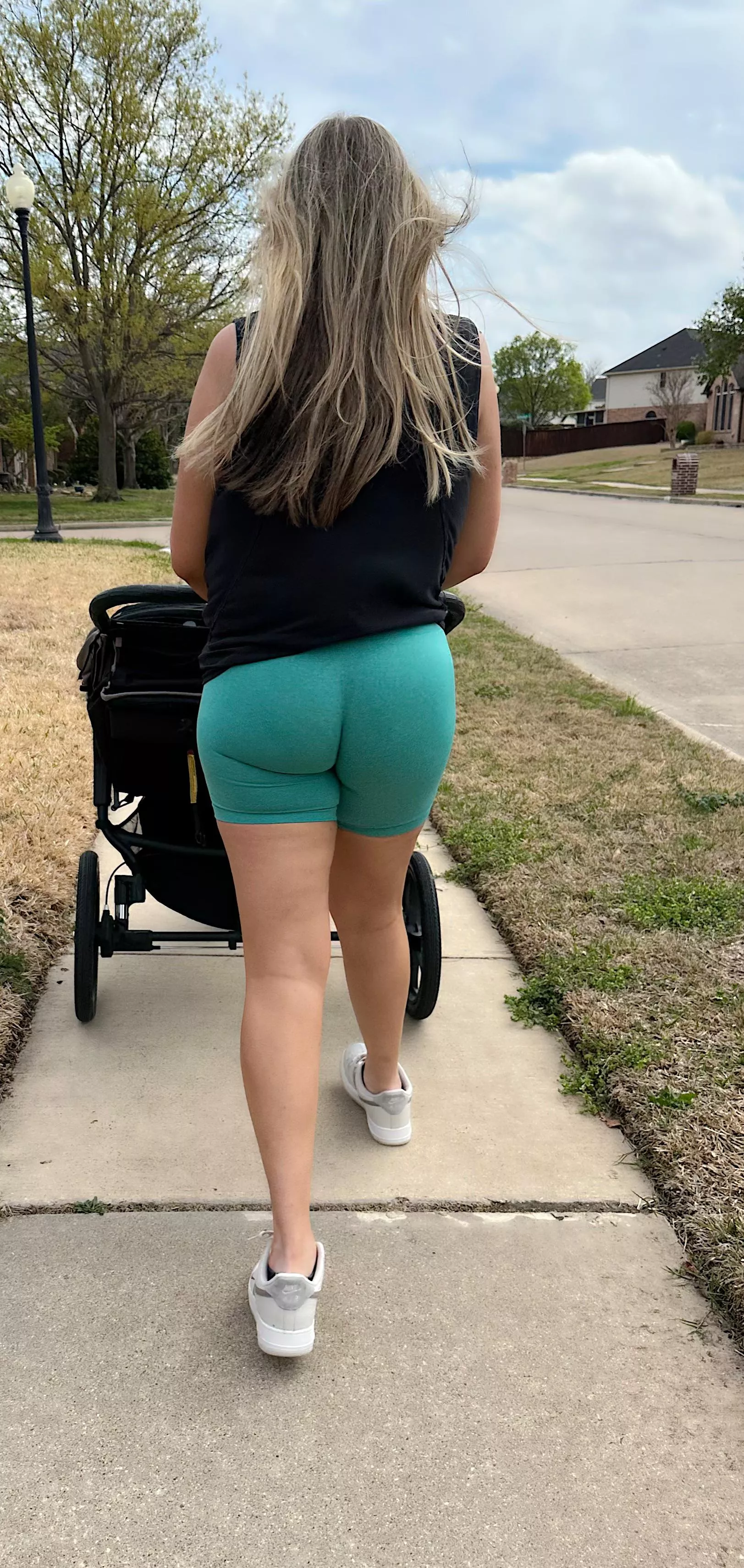 Too much ass on display for school pickup? I don’t think the dads there had any objection lol