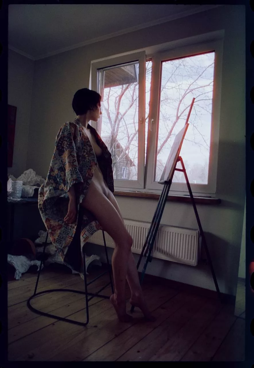 [TW] Sometimes I wake up in the middle of the day and I don't want to work at all... I just stand there and look at the world