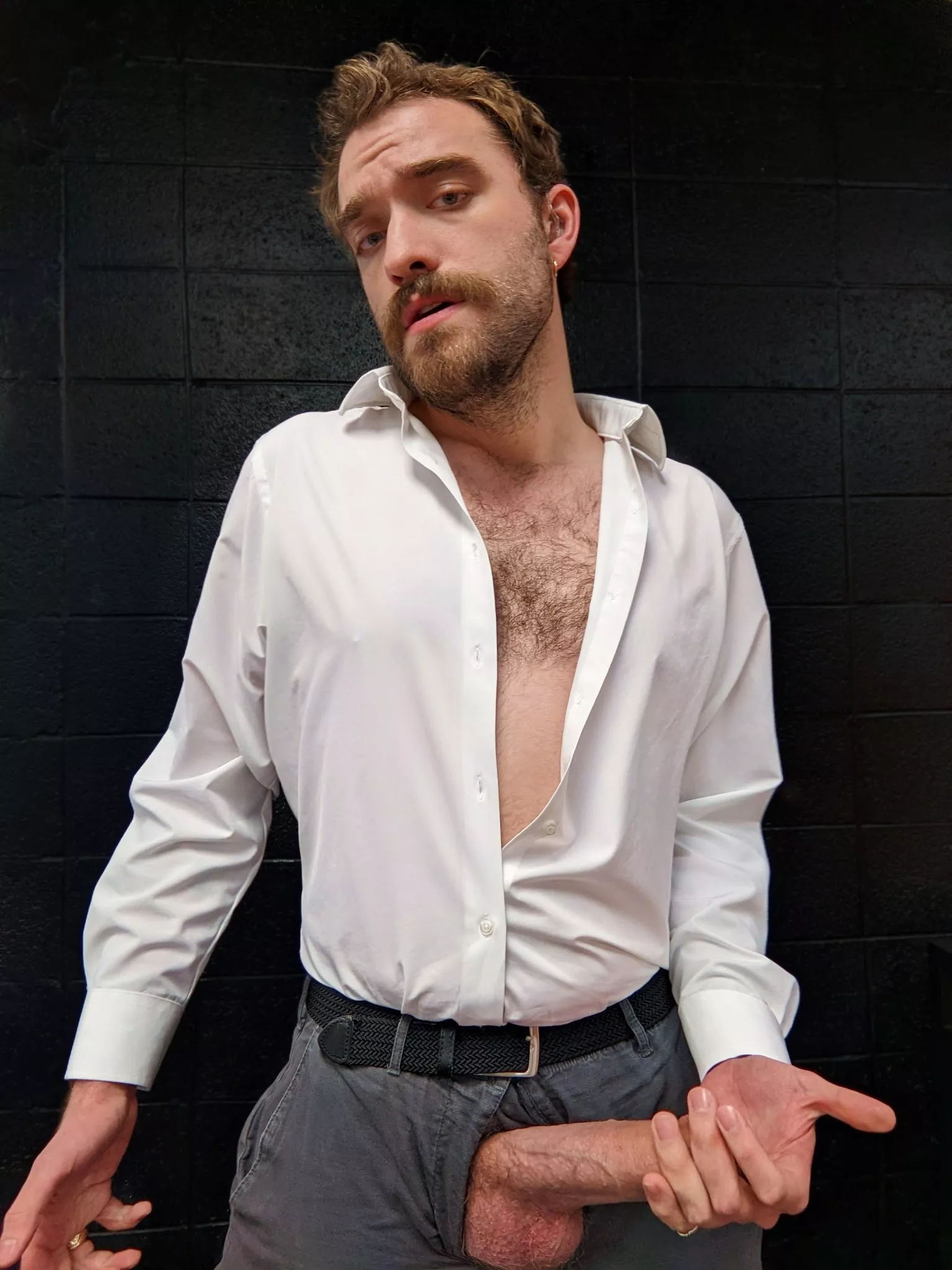 underdressed for work 👔