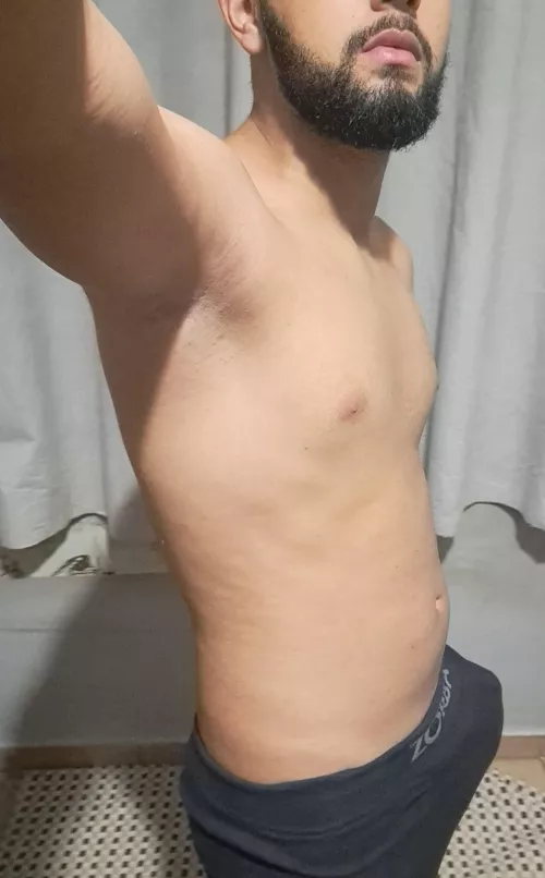 Want to see what's under my underwear? call me on dm