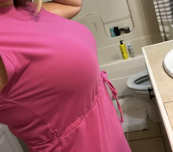 What do y’all think my boss does when he sees me?🍼