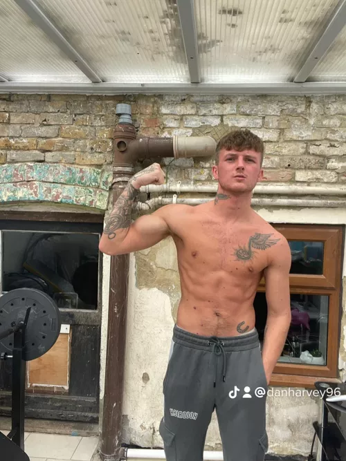 Who wants to see more of a proper scally?