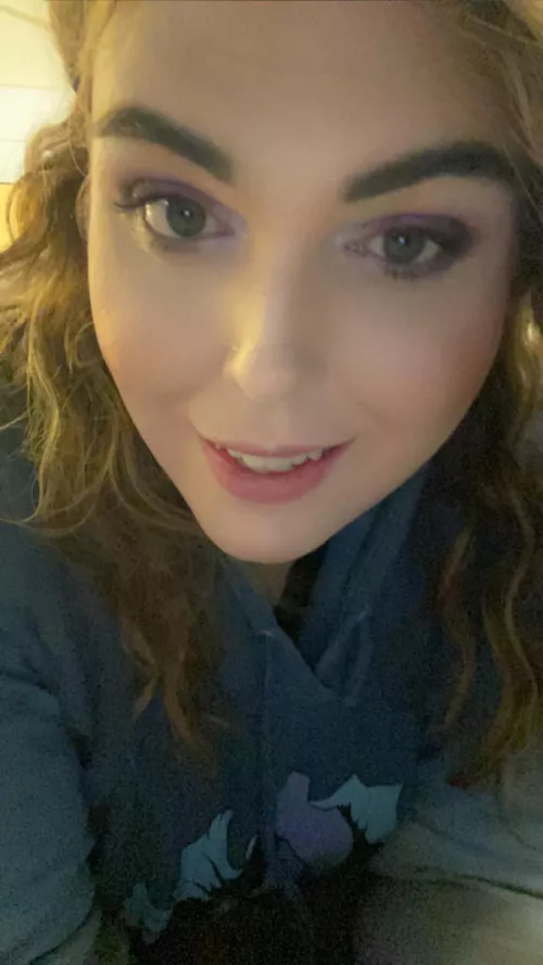 Would you cuddle up with me tonight?☺️