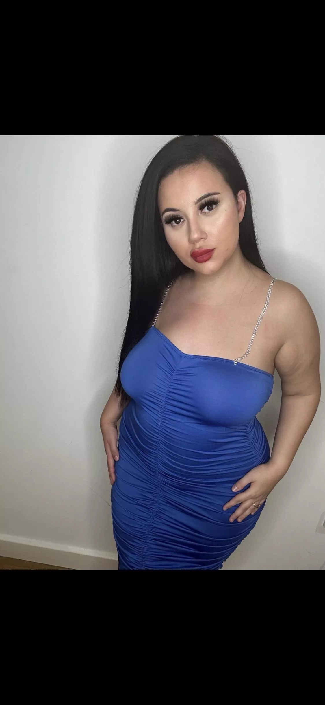 Would you kiss me? 😘