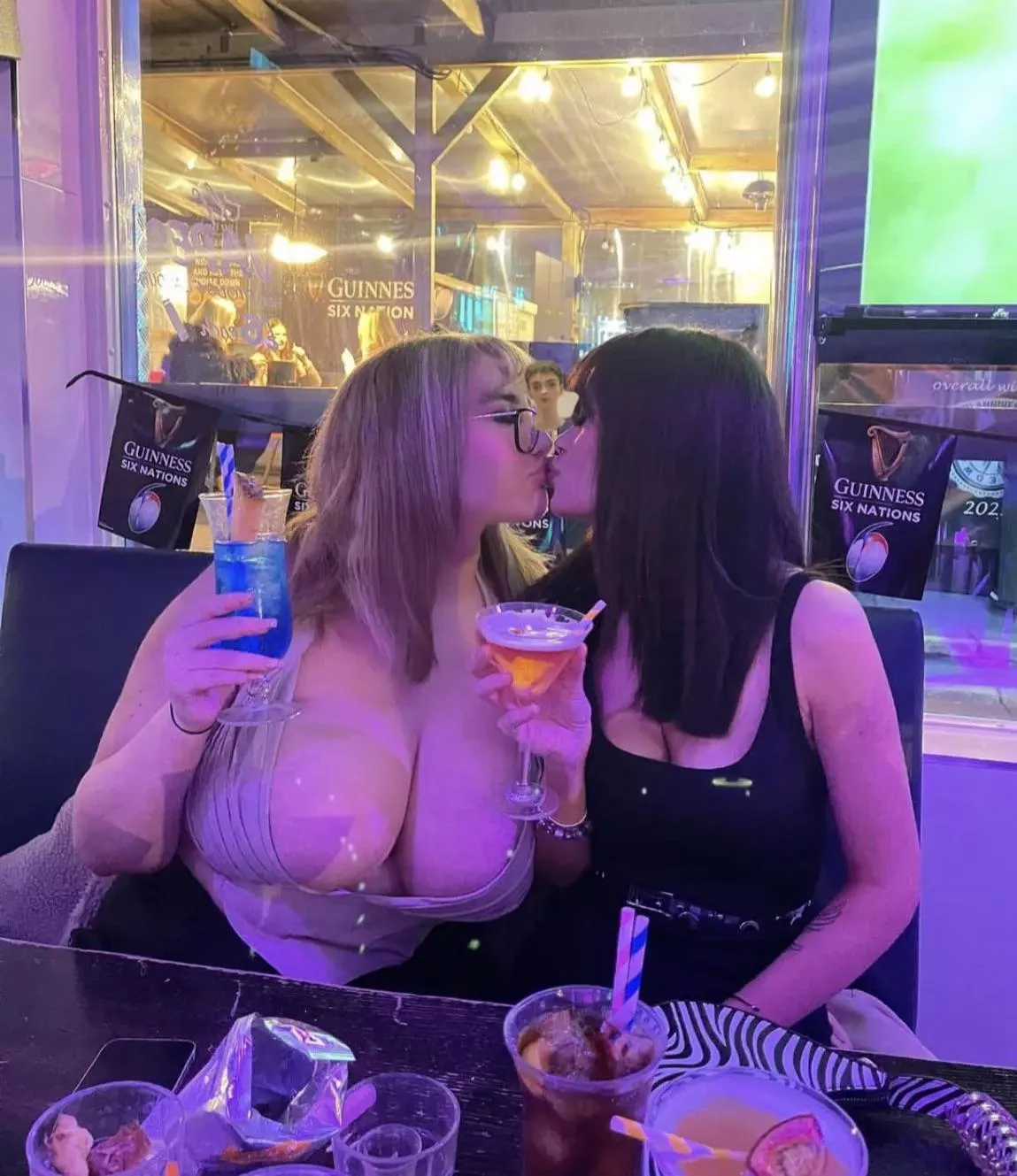 1 big 1 small please