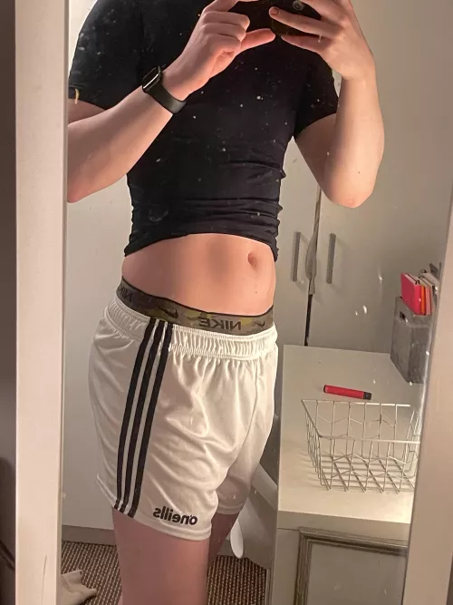 24 m sub uk dm for snap :)