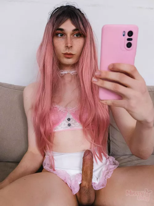 Apron is a little too short ;/