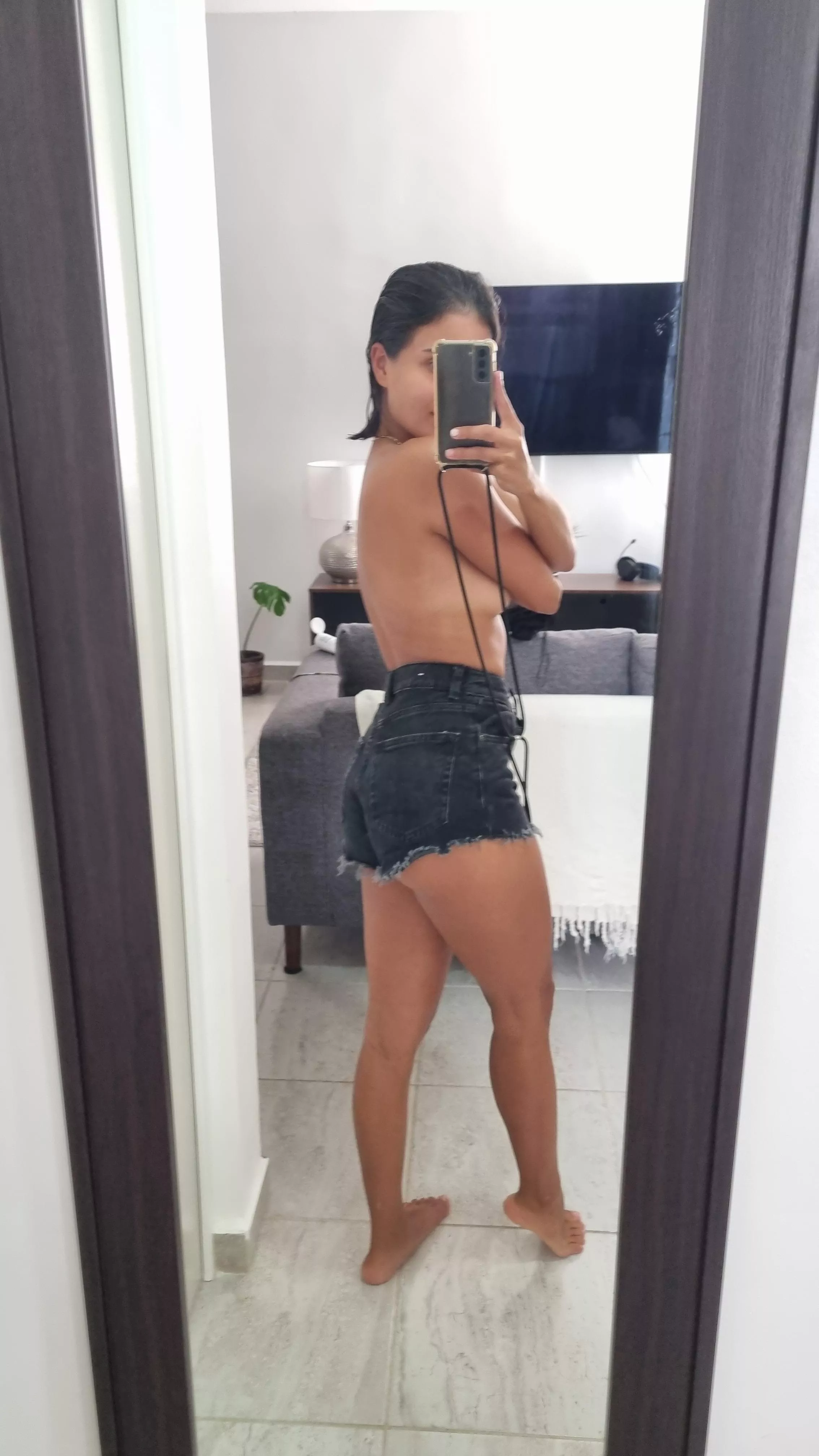 Can I please you with my milfy body? free link below