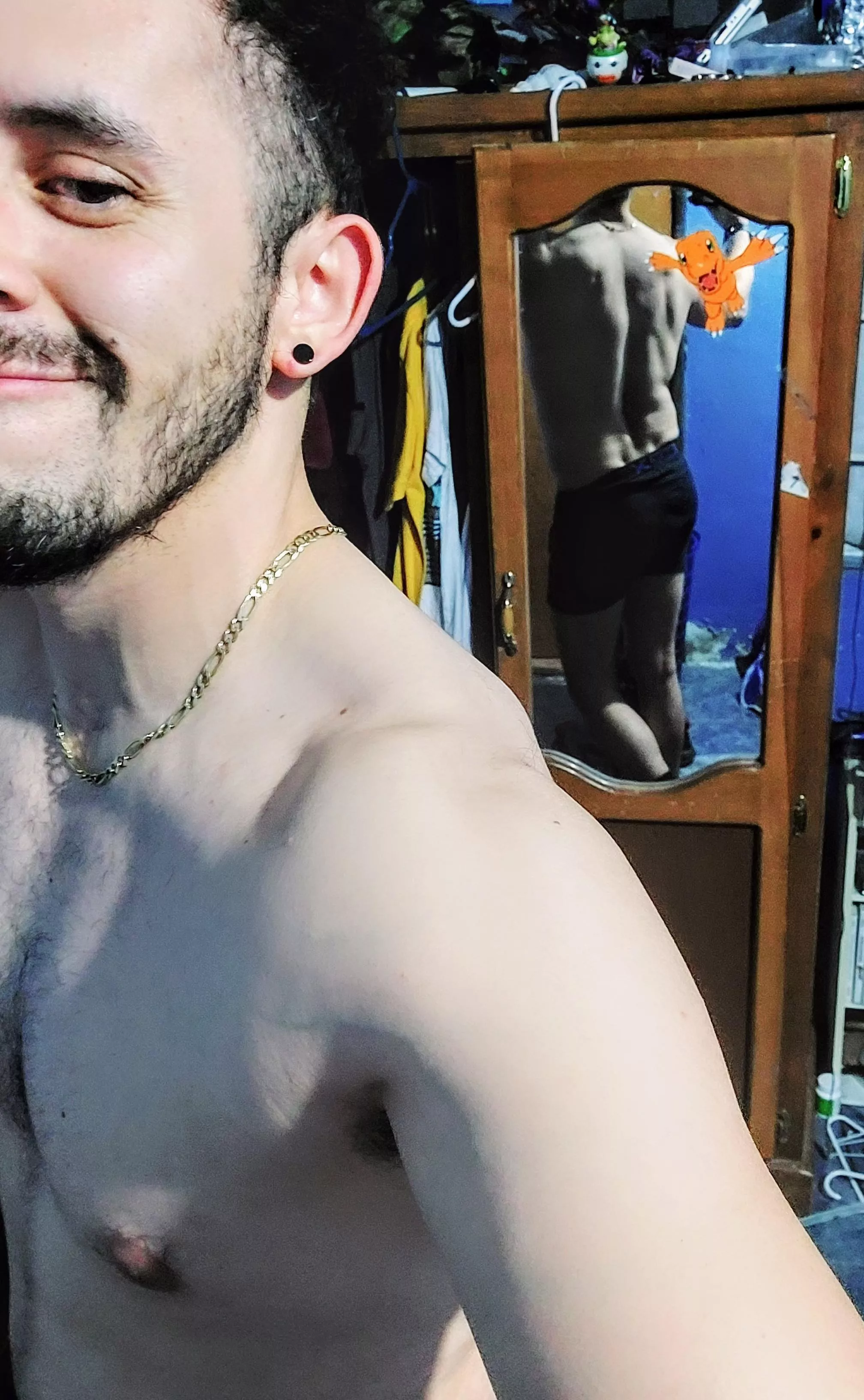 can you give me a massage?? (36)