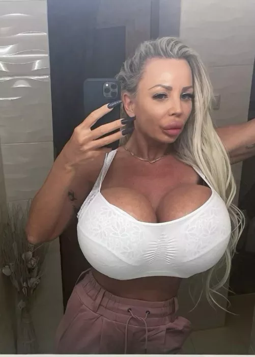 Could get used to waking up to her