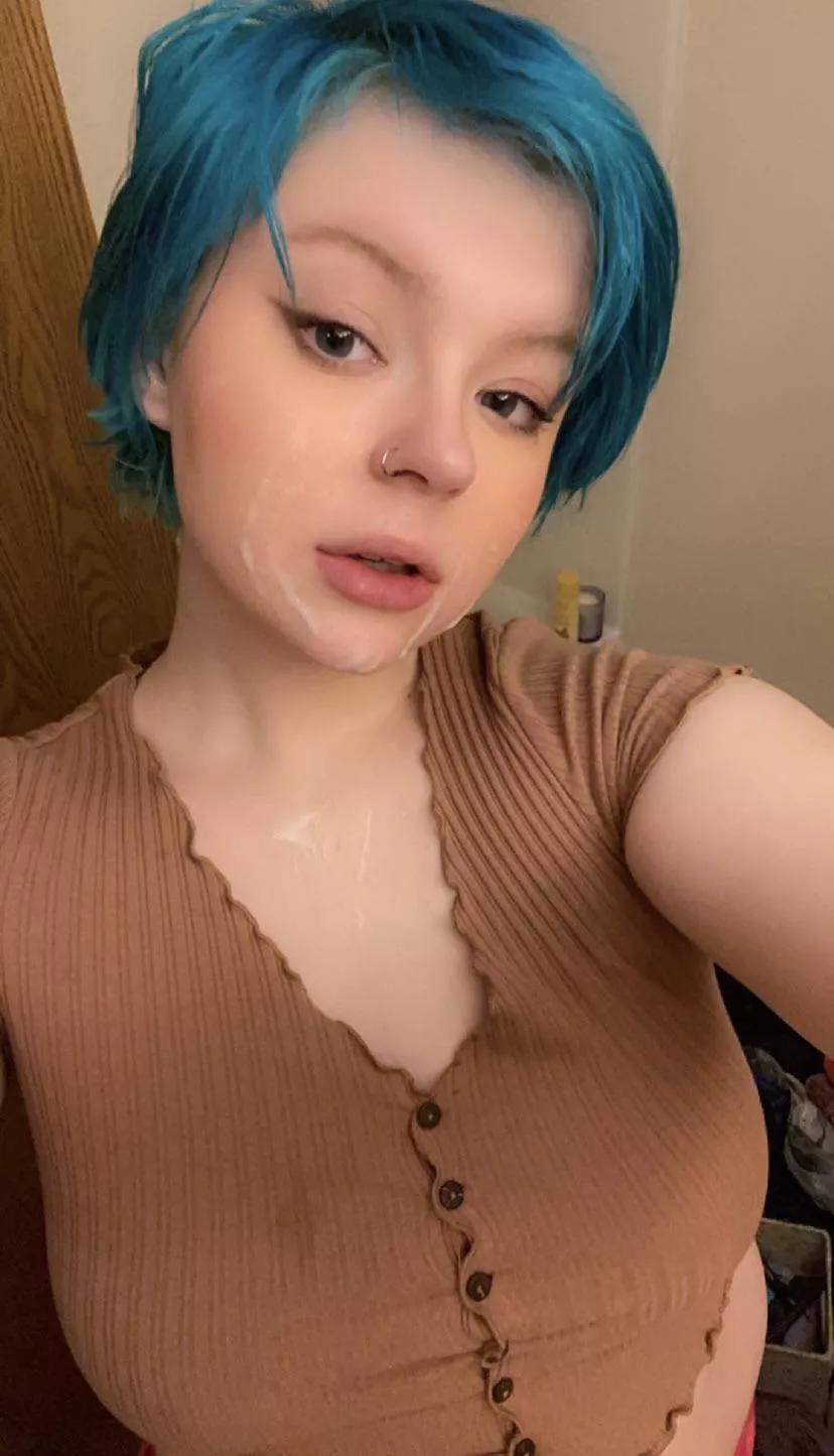 Cum on my face I’ll ask nicely