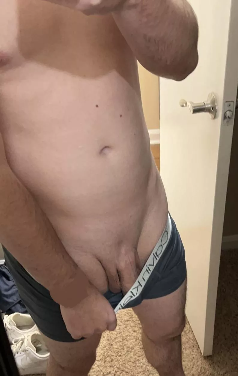 DM me if I stopped your scroll 😝