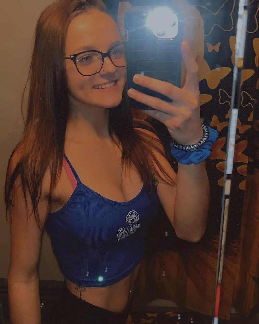 Do you like my crop top?