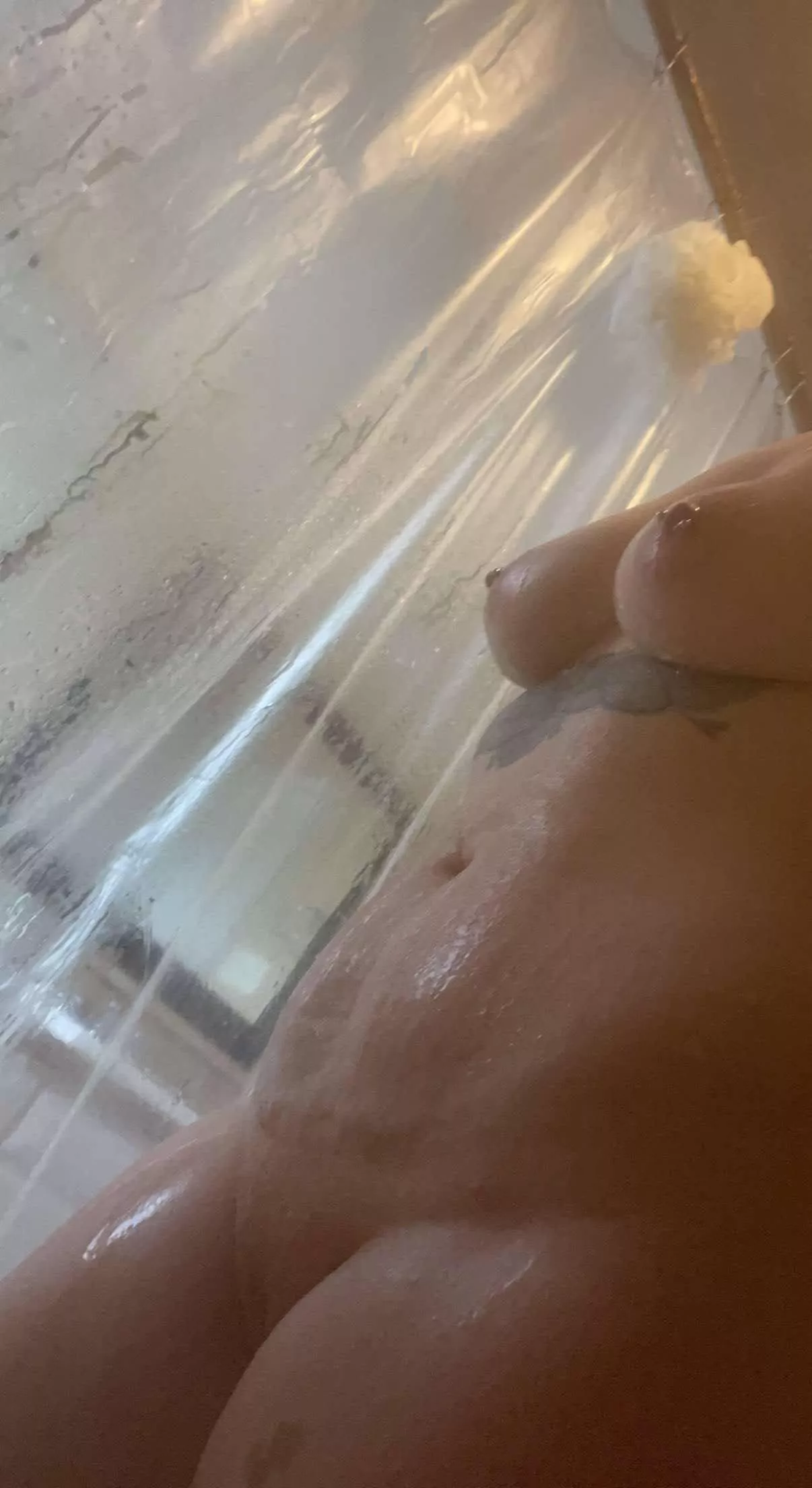 [f] What do you think of my milf body?