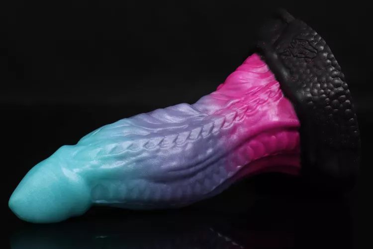 Found a Small Tempestt in Rogue! (base has red glitters, hope shaft still glows)