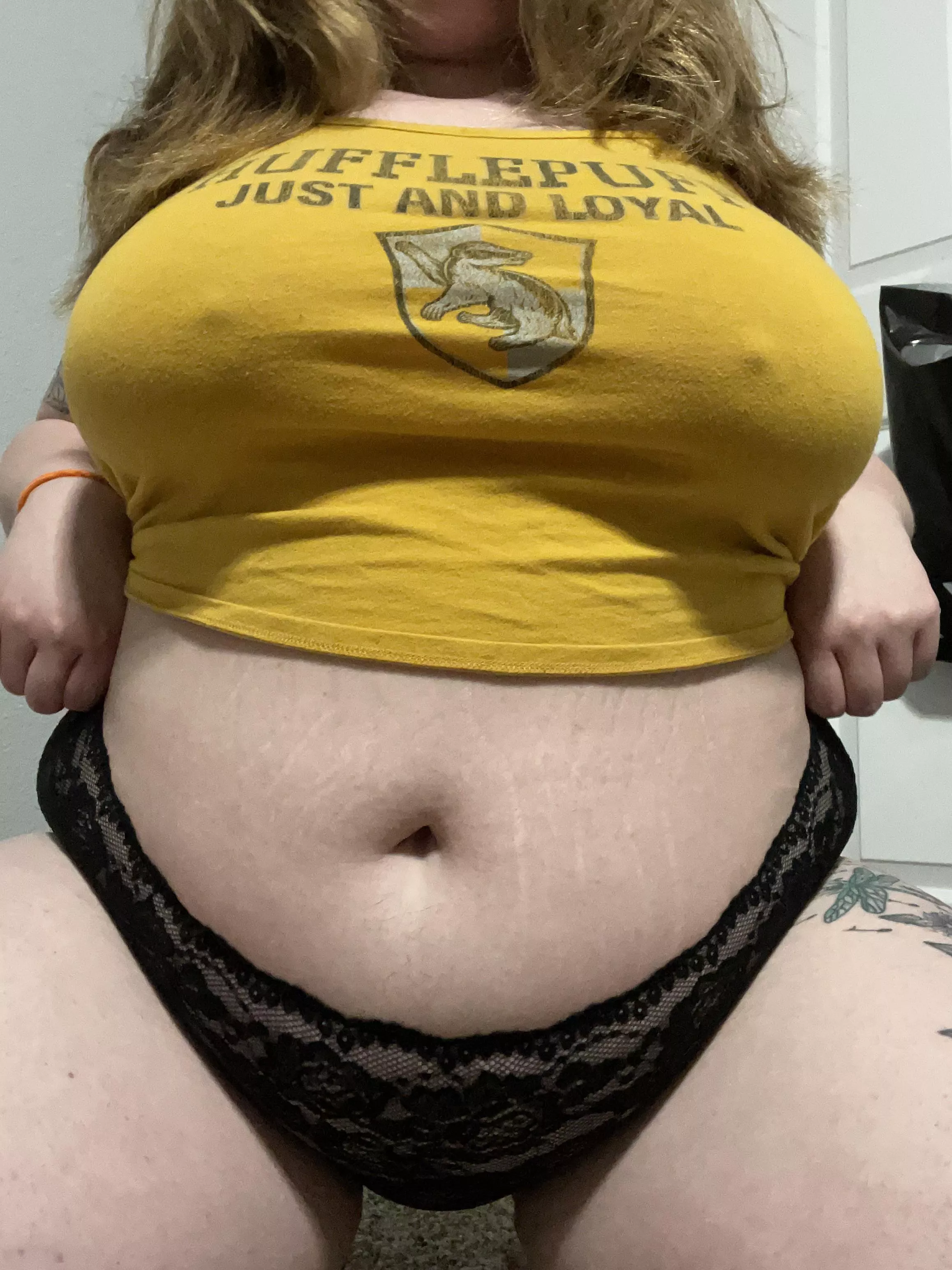 Free use me while I watch Harry Potter 🥵