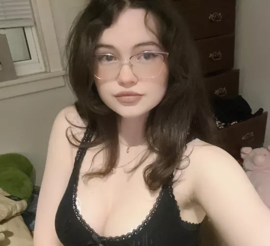 Good evening to all the glasses enjoyers