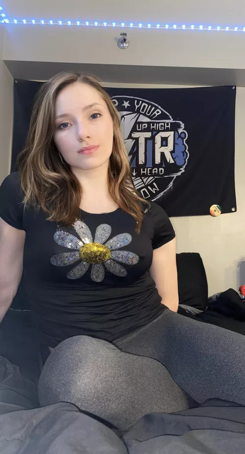 Good morning 🌼. Let’s enjoy the day together!