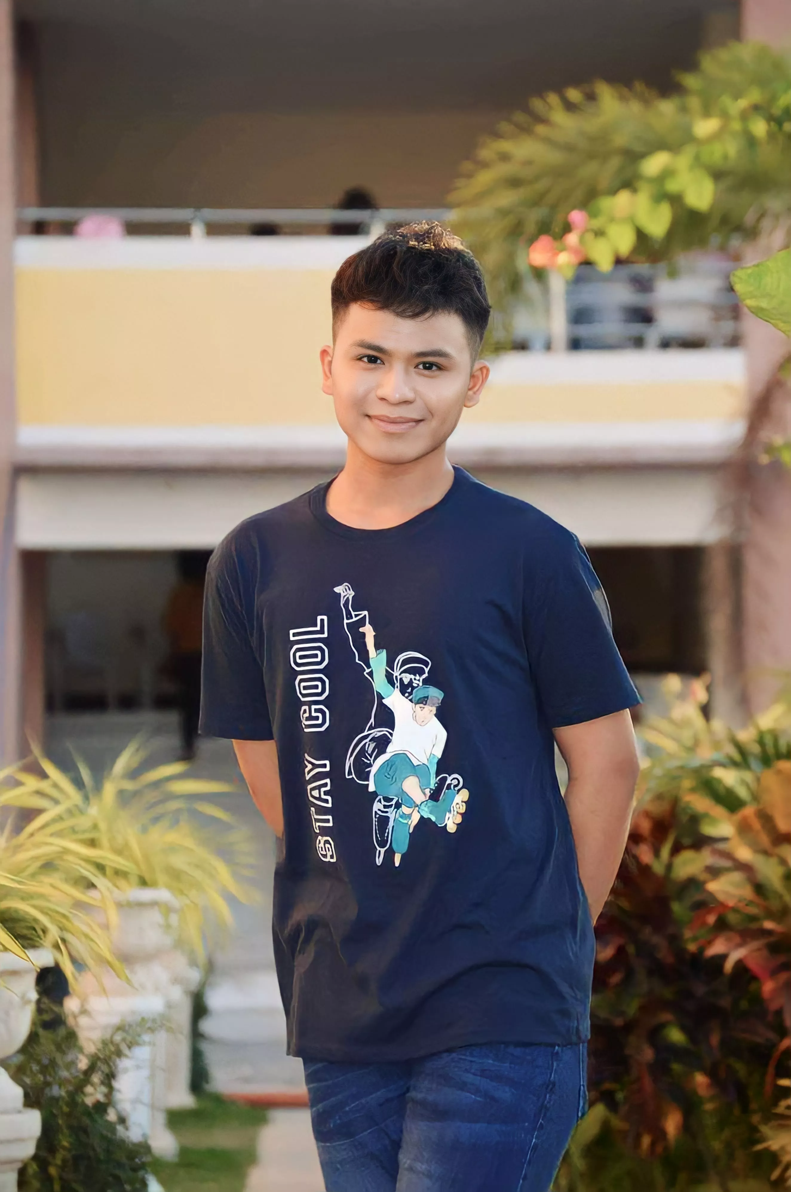 Hi! Looking for something new and for serious people here. Appreciate every dm. Not into NSFW! Delete it later😊