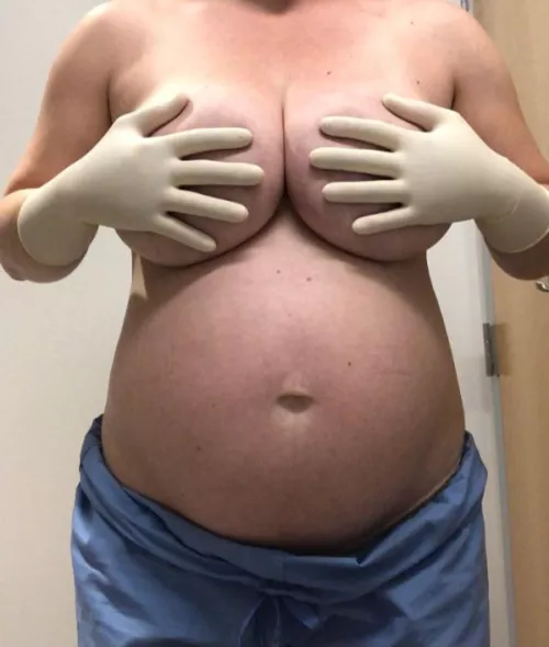 Horny and scrolling through reddit rn interact