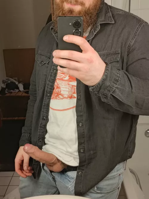 Hotel mirrors just hit different