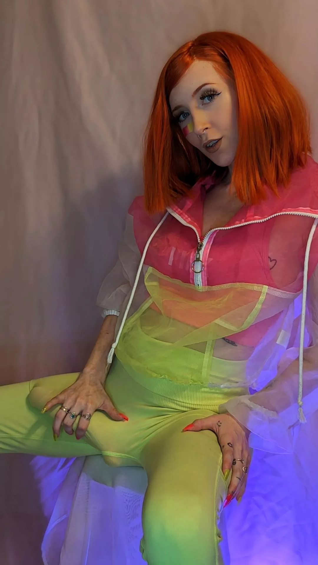 I like when my dick matches my outfit, wanna see it? 😈