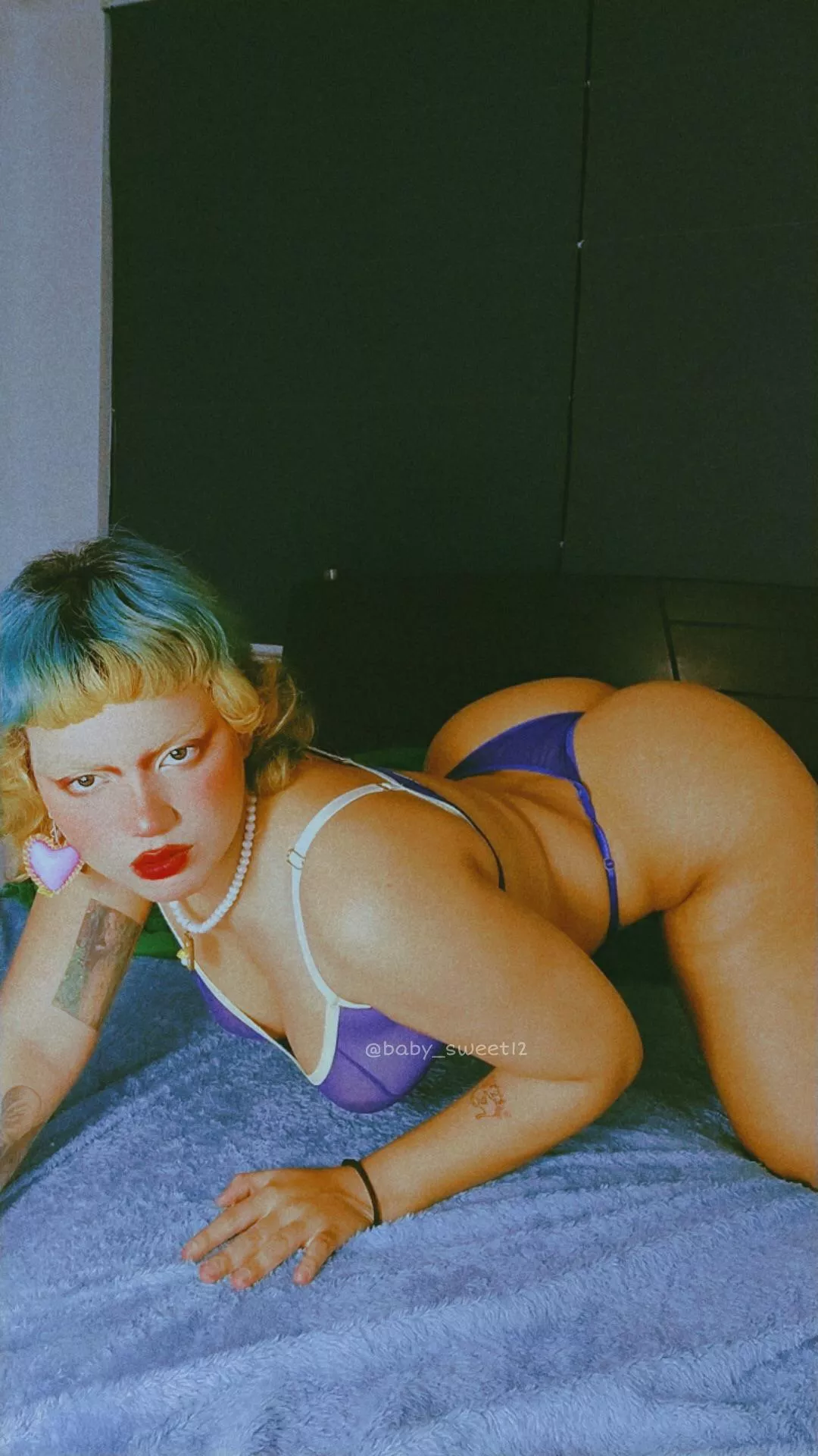 I want to be someone's whore tonight