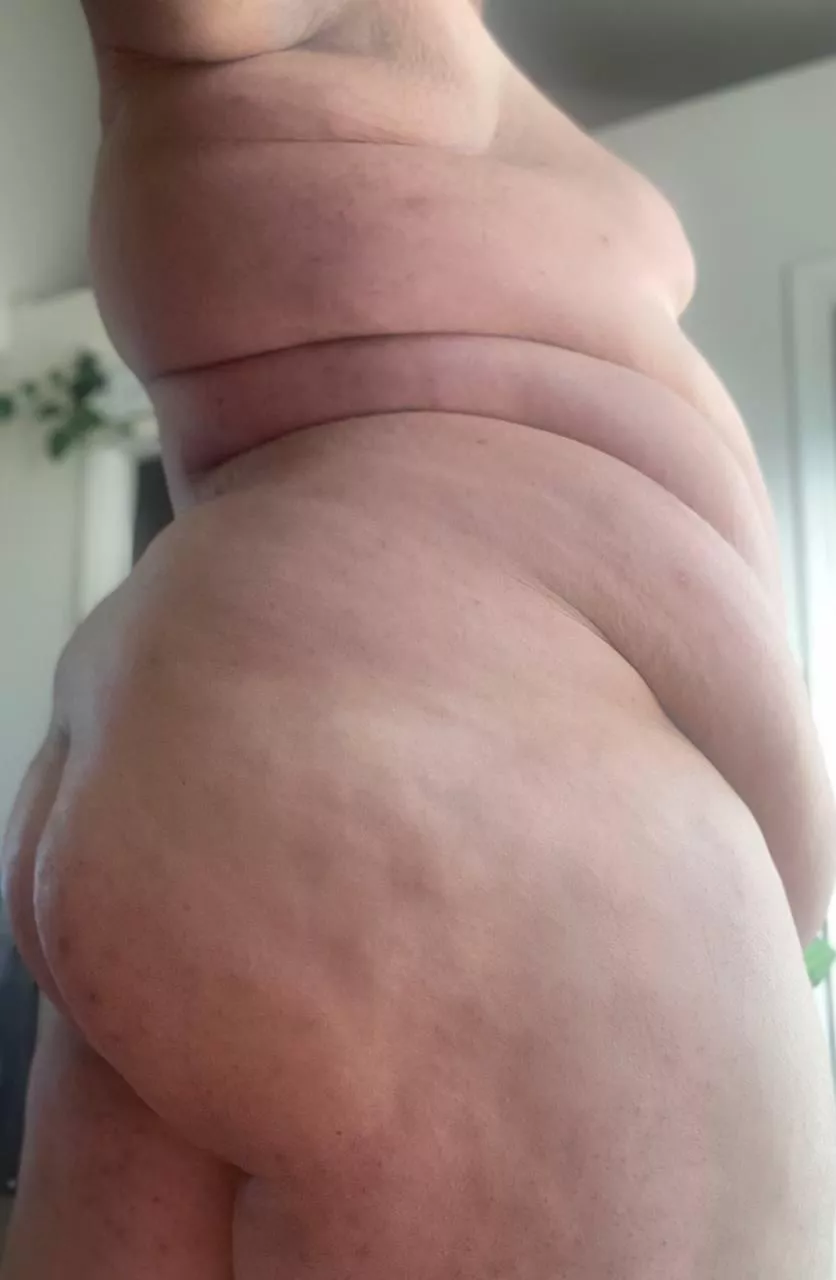 ^ if you wanna see me spread my cheeks