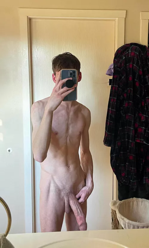 I’m here for you 👀🥖