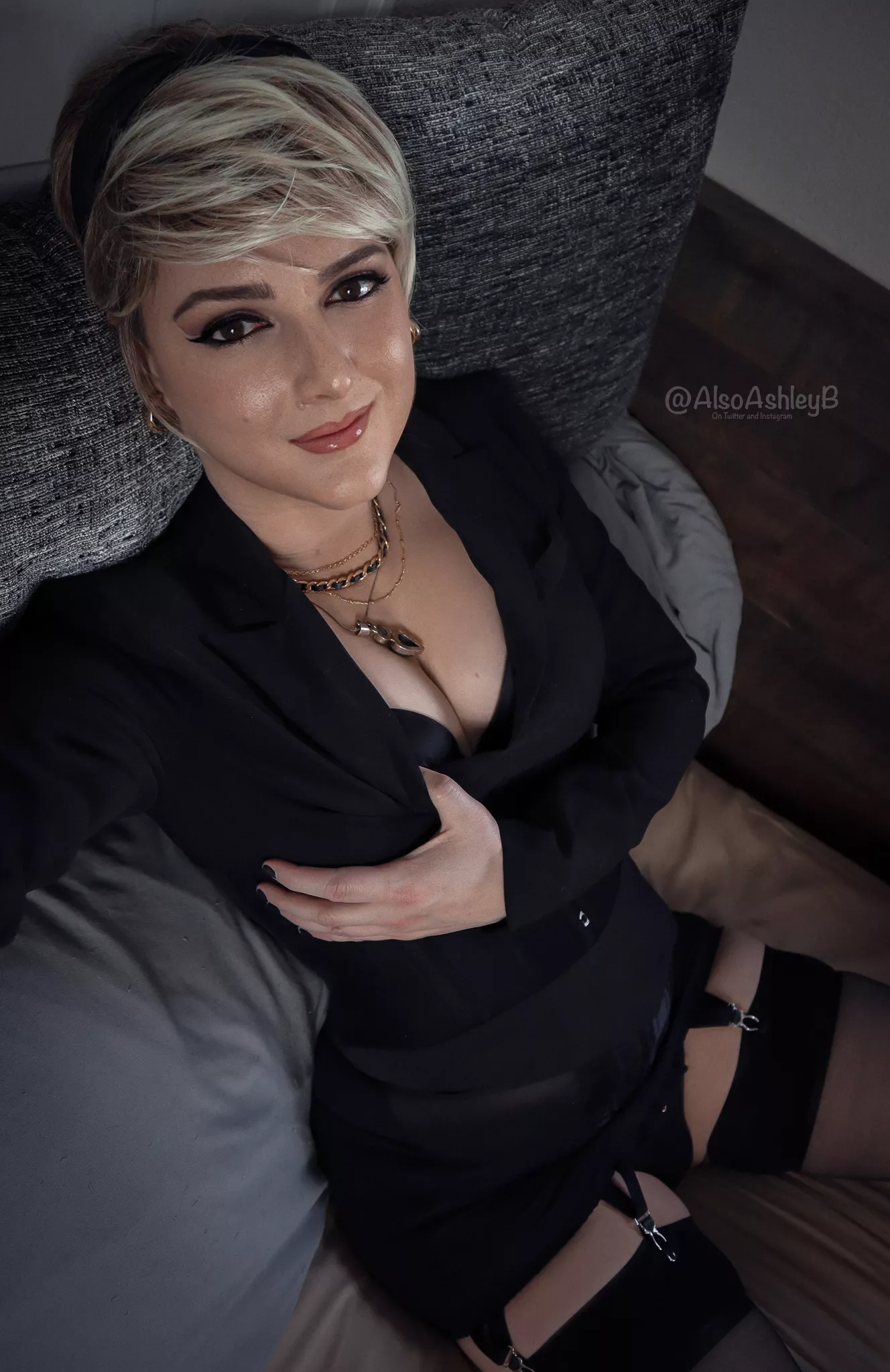 It's casual Friday 🖤