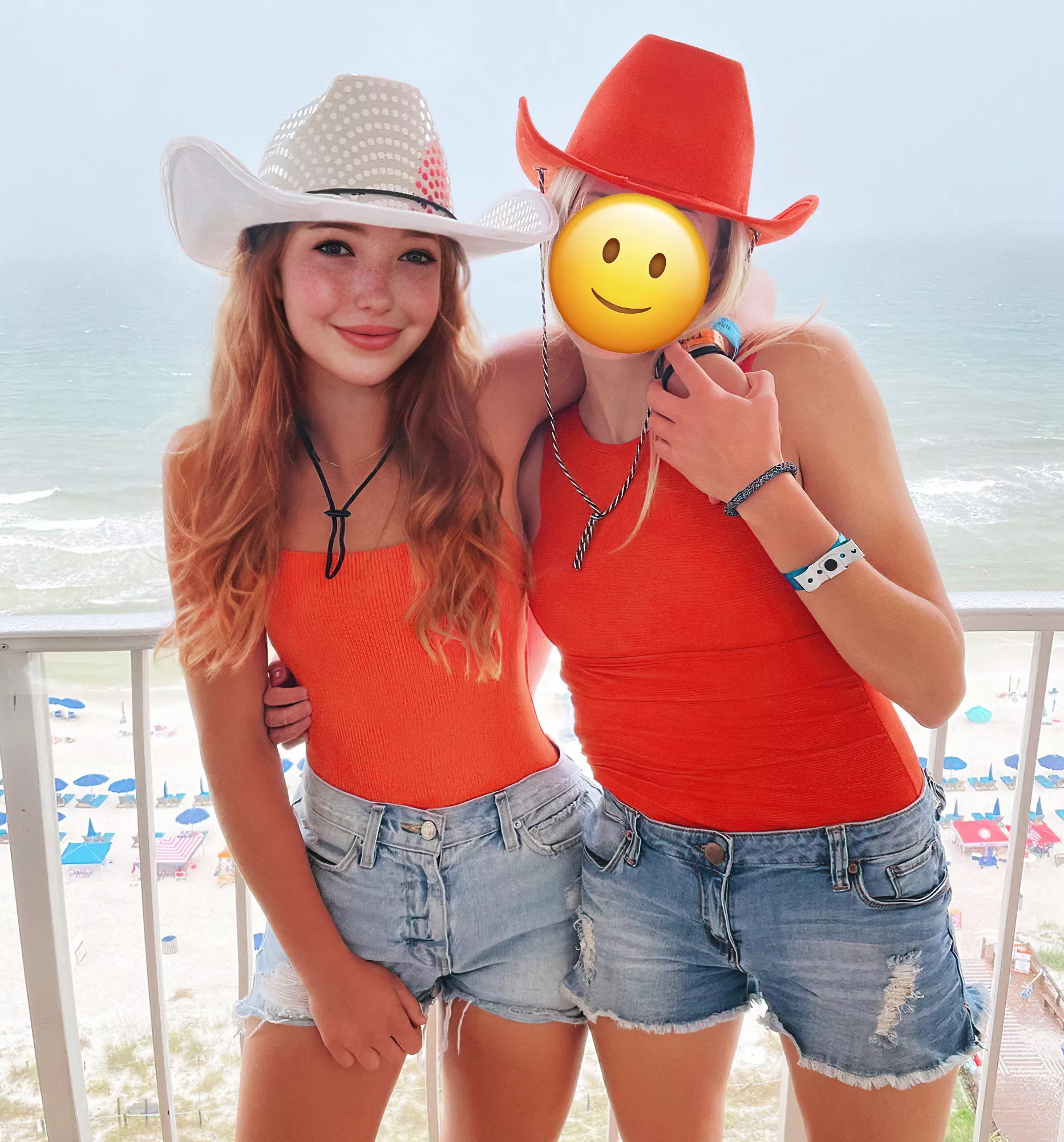 missing spring break right now ☀️ anyone want to play hooky with me & take me on another trip? (19F)