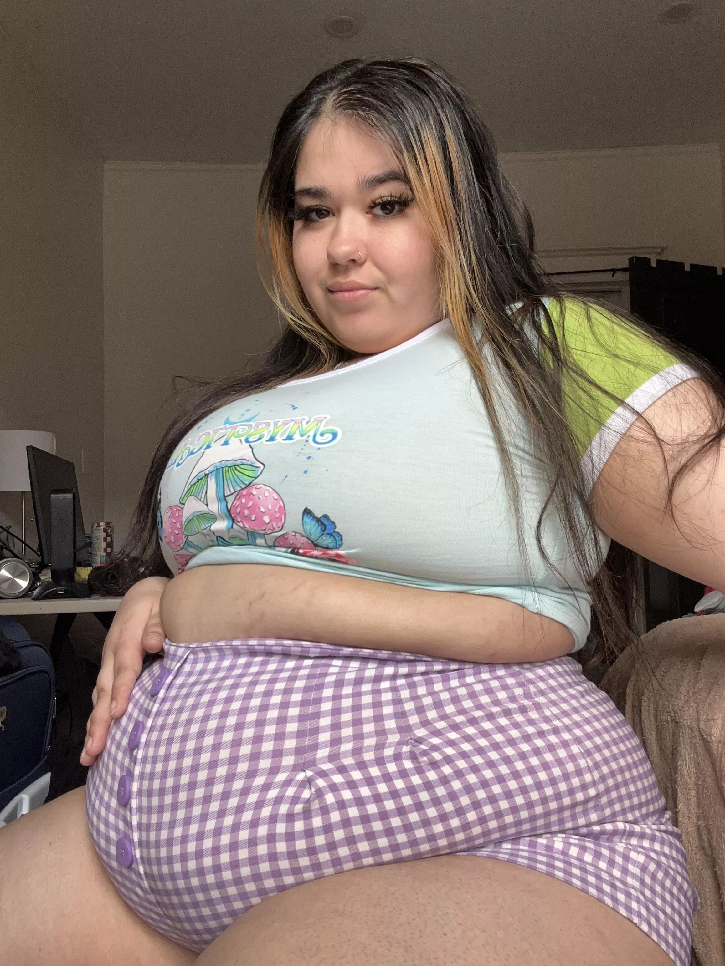 one more meal and these shorts are toast