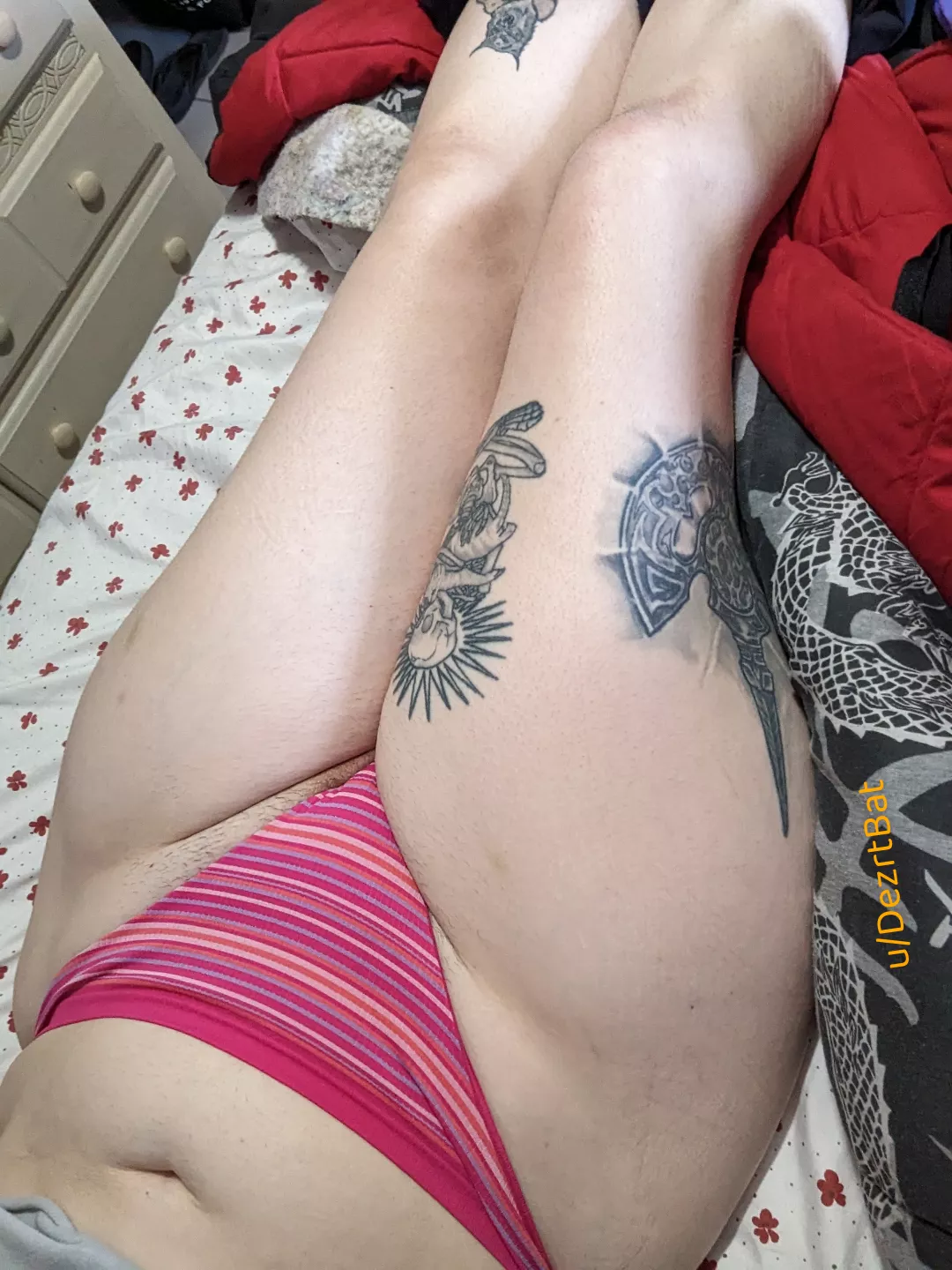 [selling] Thongs and g strings discounted for one more week!