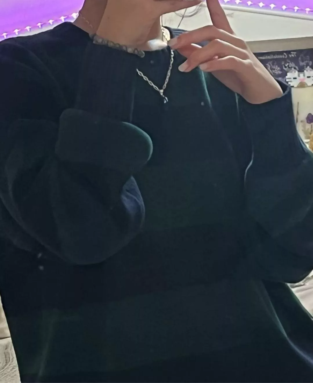 Sending nudes to whoever beats my boyfriend