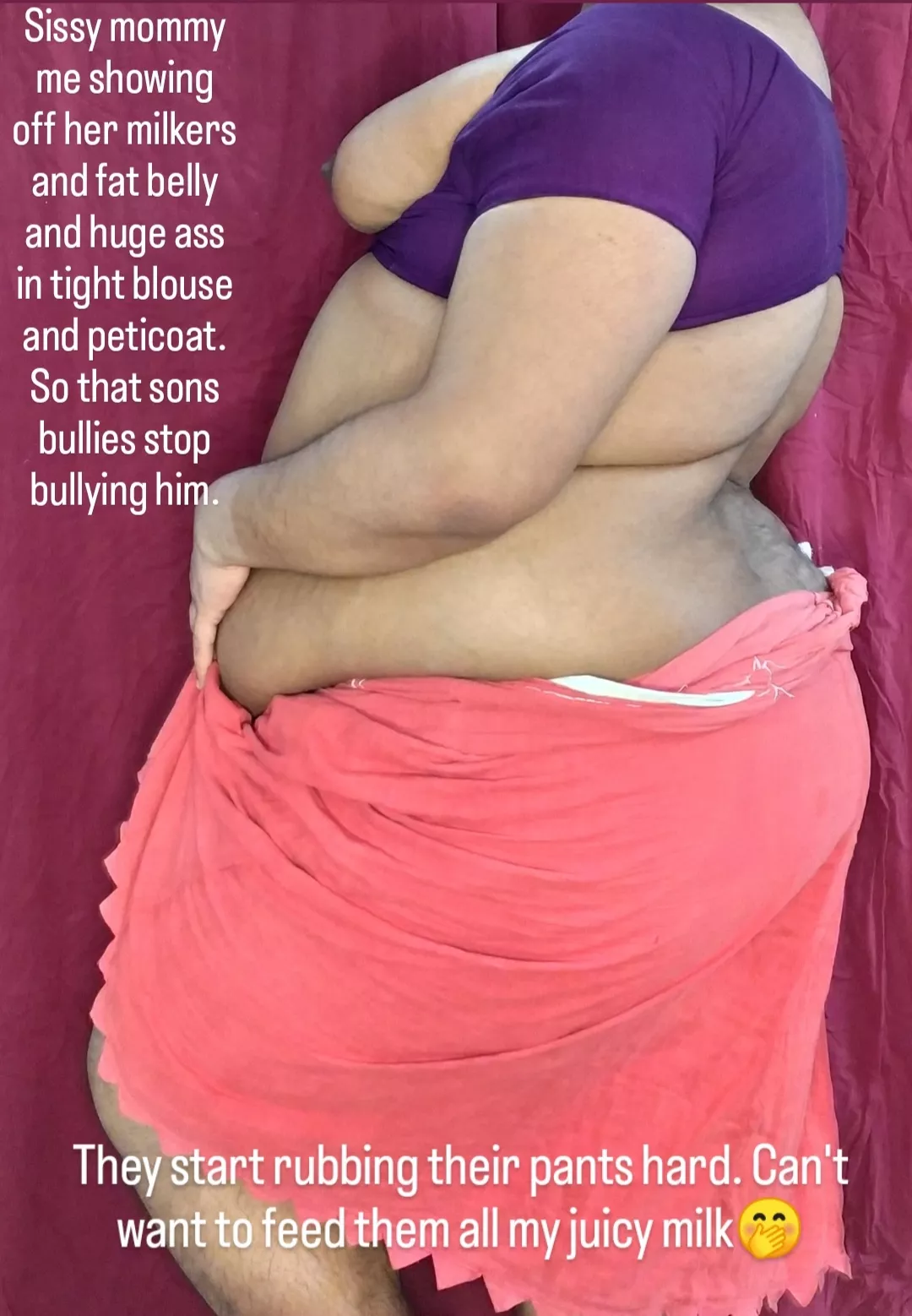 Sissy milf mommy with massive milkers and huge ass🤭