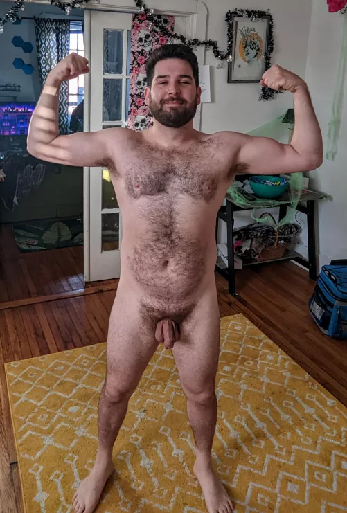 Sorry for the pose, but I like this pic.