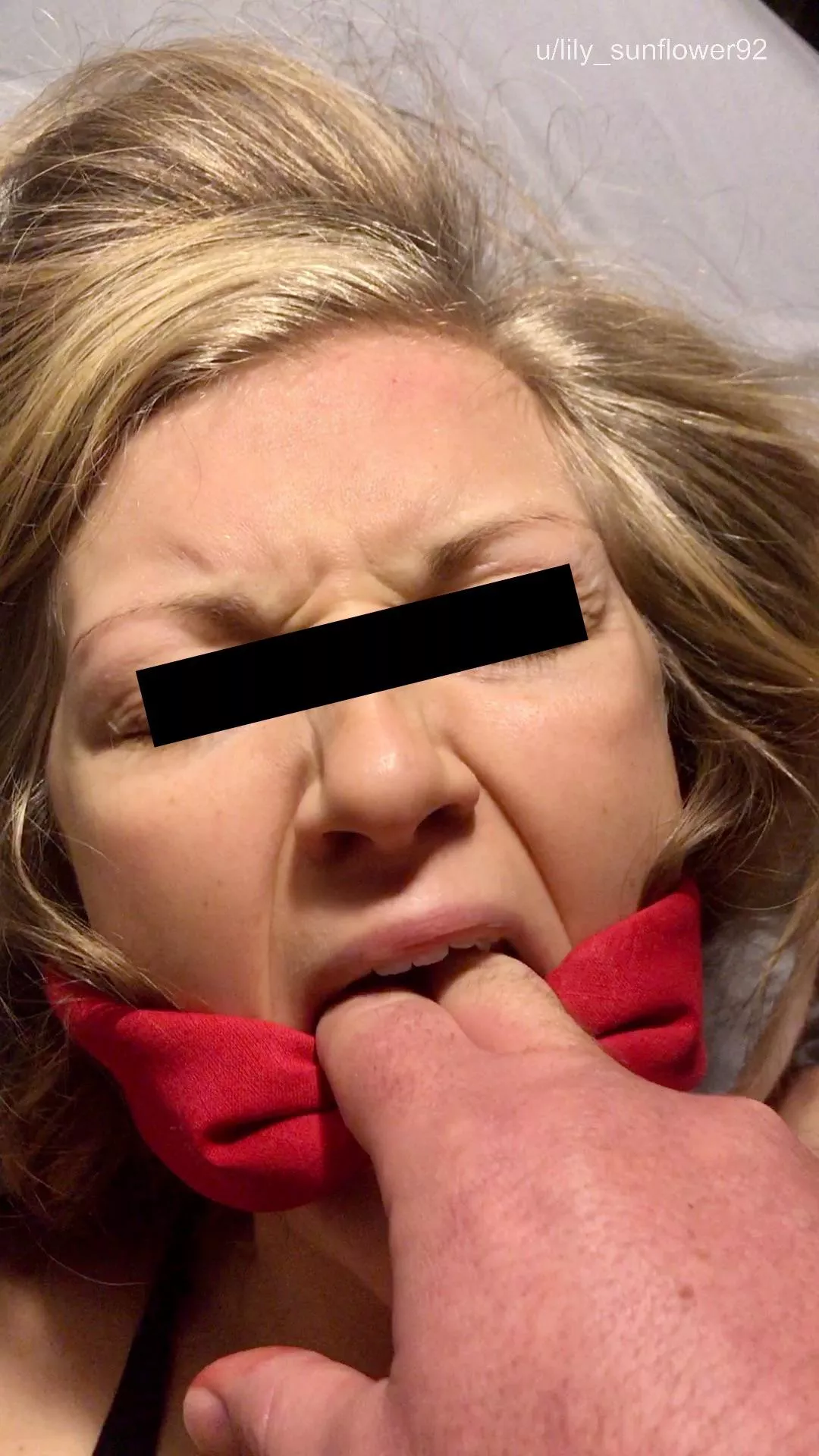 The taste of pussy in the back of my mouth 👅